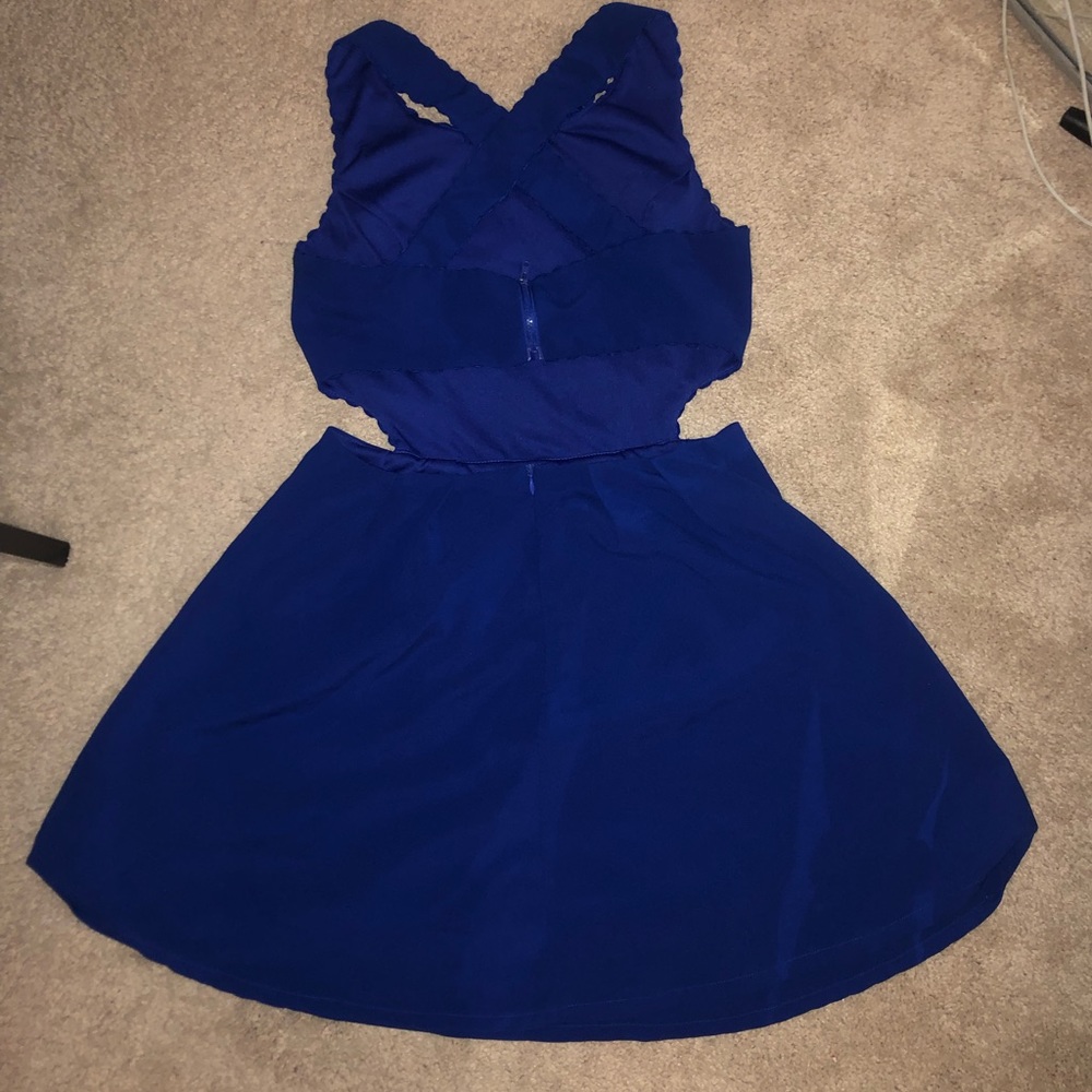 Blue Dress - Picture 2 of 7